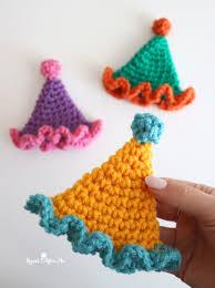 mini crochet party hats repeat crafter me