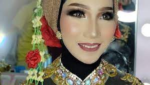 We did not find results for: Inspirasi Make Up Pengantin Adat Jawa Untuk Hijabers Tetap Bisa Pakai Paes