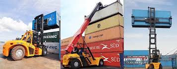 Rent a forklift or crane and have it delivered to the site, then lift the container onto the trailer. Different Types Of Container Lifting Equipment You Need