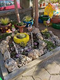 Разгледайте и си харесайте идеи за да декорирате вашата градина. Foto
