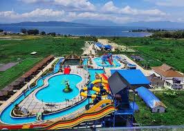Hairos waterpark harga tiket review foto 2019. Labersa Toba Water Theme Park Fantasi Balige 7 Potret Dan Tiket Masuk Pariwisata Sumut