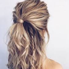 Besides, if you have fine hair that gets greasy easily, a half and half hairdo will be your saving grace. 50 Half Up Half Down Hairstyles You Ll Totally Love Hair Motive
