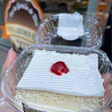 Tres Leches Cake Bakery Near Me gambar png