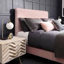 Do you suppose black and grey bedding sets seems nice? 25 Refined Pink And Black Bedroom Decor Ideas Digsdigs