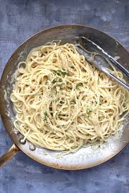 linguine with white wine and shallots