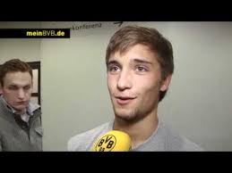 He is 27 years old from germany and playing for norwich city in the england championship (2). Vfb Stuttgart Bvb Interview Mit Moritz Leitner Youtube