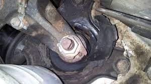 4 symptoms of a bad engine mount and