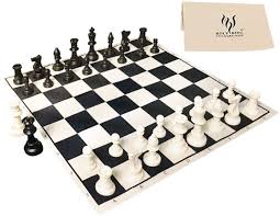 Place a board on your table so that a black square is on the left side of each person playing. Amazon Com Holyking 19 Tournament Cloth Chess Board Set Portable Travel Chess Game Set Roll Up Combination Beginner Chess Set For Kids And Adults Toys Games