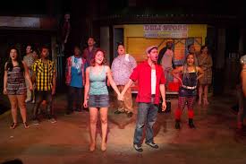 The story is set over the course of three days. In The Heights Protests Aside Porchlight Hasn T Found Its Washington Heights Chicago Tribune