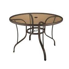 outdoor patio dining table