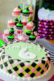 And yes, this has got rich cream, delicious cake layers and glossy hot fudge as well. Unique Birthday Cakes For Baby And Toddler Popsugar Family
