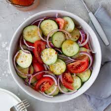 Italian Tomato Cucumber Salad Recipe: How to Make It