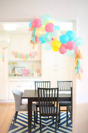 how to make a balloon garland