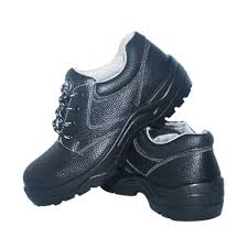Bata safety shoes are also made with ventilated air mesh that ensures your feet remain dry while working in a hot summer environment. Bata Safety Shoe Nairobi Safety Shop