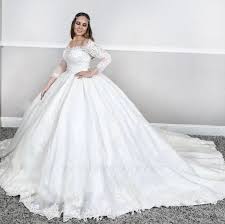 From designer dresses for dancing the night away to winter dresses to snuggle up in, our collection of dresses for women has something for everyone, whatever your style. Bateau Plus Size Long Sleeve Applique Puffy Ball Gown Wedding Dresses Yesbabyonline Com