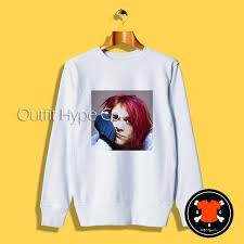 I did really like how my hair looked in august so i kind of regret getting the layers tucked back in. Get Kurt Cobain Photo Of Long Red Hair Sweatshirt Outfithype Com
