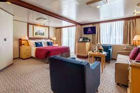 Queen Elizabeth Luxury Cruise Ship