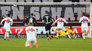 Latest results m'gladbach vs stuttgart. Bundesliga Silas Wamangituka Spot Kick Denies Lars Stindl And Borussia Monchengladbach In Stuttgart