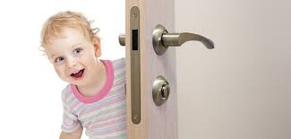 See full list on homelyville.com How To Open A Door Locked From The Inside Quora