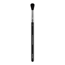 fluffy eyeshadow blending brush