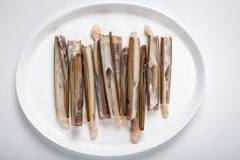 Which bit of a razor clam do you eat?