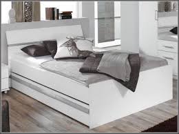 Das kopfteil bildet eine schöne silhouette und macht das bett zum mittelpunkt des raumes. Ikea Bett Mit Bettkasten Von Ikea Betten 180x200 Mit Bettkasten Bett Mit Bettkasten Ikea Bett Bett