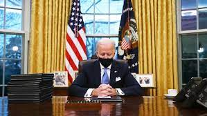 Unwilling to accept that biden is now president, several people have been sharing memes suggesting that recent photos and video of biden in the oval office. Inside Joe Biden S Newly Decorated Oval Office Cnnpolitics