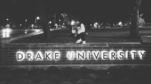 Rapper Drake Makes Surprise Visit to Drake University, But Only 1 Student  Awake to See Him | KTLA