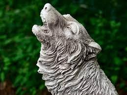 Big Howling Wolf Statue Concrete Wolf