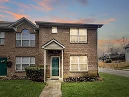 townhomes for in midway ky