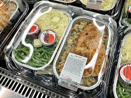 Fresh direct, a grocery delivery service, offers a variety of options for thanksgiving dinner. Costco Thanksgiving Dinner