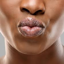 dry lip causes dry skin on lips