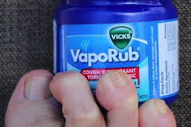 why does vicks vaporub help against