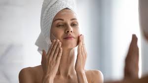 Garnier bb cream miracle skin perfector oil combination skin 40ml reduces pores. Bb Cream Das Kann Das 2 In 1 Produkt Stern De