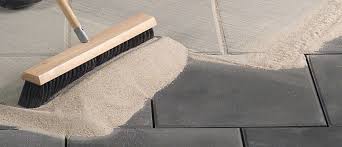 how to apply polymeric sand s s pavers