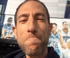 The comedian ari shaffir has found himself in hot water this week, as he has been dropped by his talent agency after he took to social media to celebrate kobe bryant died 23 years too late today, shaffir tweeted. Comedian Ari Shaffir Catching Heat For Celebrating Kobe Bryant S Death Guy Who Got Away With Rape Got His Sports Gossip