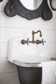 Antique And Vintage Inspired Sinks And