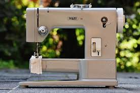 diffe types of sewing machines and
