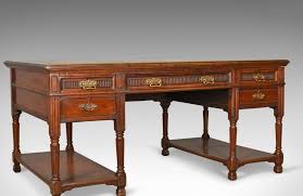 And, as victoria was on the throne for more than 60 years, from 1837 to 1901, the term is also used to describe things from the 19th century in general. How To Identify Victorian Furniture The Victorian Emporium