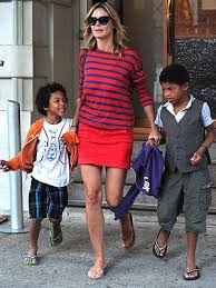 When heidi klum gave birth to her oldest daughter, she broke up with the girl's biological father and started dating a singer named seal who later the couple now has 4 children: Heidi Klum S Kids Must Always Look Cool People Com