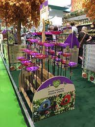 Custom Retail Displays For Garden