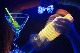 how to make glow in the dark drinks
