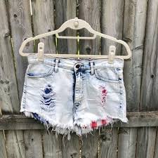 Vibrant Miu Flag Pocket Distressed Shorts L