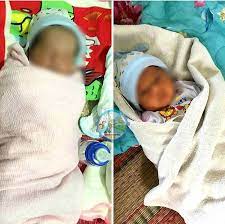 Bé gái sơ sinh bị bỏ rơi ở đường cùng phiếu chích ngừa - VietNamNet