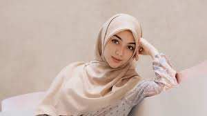 Perempuan paling cantik di negeriku indonesia copyright: Reaksi Citra Kirana Masuk Daftar Wanita Tercantik Di Dunia 2020