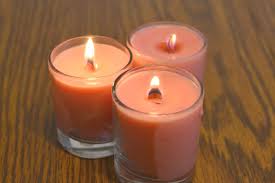 Some basic steps to help ensure you achieve the optimum burn with your woodwick candles are as follows: How To Make A Wood Wick Candle By Yourself Ehow Wood Wick Candles Wood Wick Candles Diy Homemade Candles
