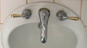 replace a bathroom faucet diy