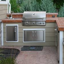 outdoor kitchens built in grills