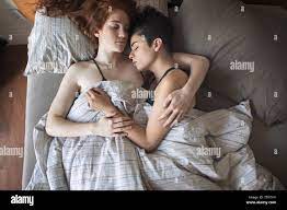 Couple lesbians hi-res stock photography and images - Alamy