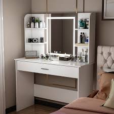 lighted mirror makeup vanity bedroom